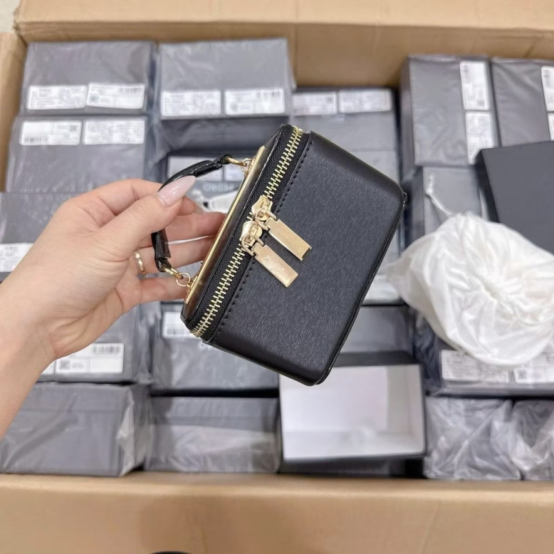PU kvadratna torba za ručak sa šniranjem, flanel unutrašnjost, horizontalni oblik, jednostruka naramenica, trodimenzionalni vanjski dio, džep za telefon, zima 2025