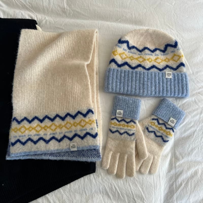 Troje pletene rukavice, šal i kapa — Fair Isle uzorak, warp knitting tehnika, debela toplina za jesen