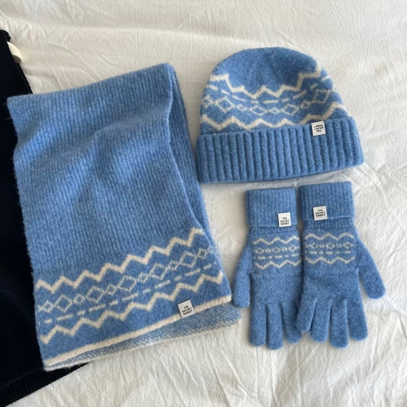 Troje pletene rukavice, šal i kapa — Fair Isle uzorak, warp knitting tehnika, debela toplina za jesen