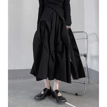 Nepravilna midi suknja s plisiranom teksturom, japansko-korejski casual stil, proljeće 2024