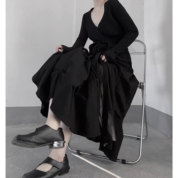 Nepravilna midi suknja s plisiranom teksturom, japansko-korejski casual stil, proljeće 2024