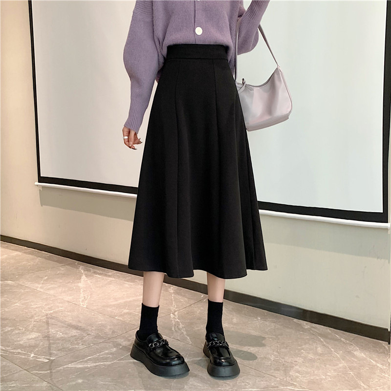 Női A-vonalú midi szoknya, poliészter 95%+, kollázs/varrás feldolgozás, tavasz 2023, városi mindennapi stílus