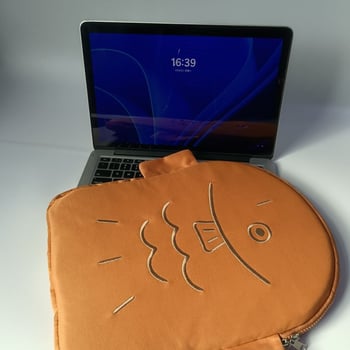 Dsyqcyp Clutch torbica za prijenosno računalo i tablet s anime uzorkom, prozračni poliester, proljeće 2024