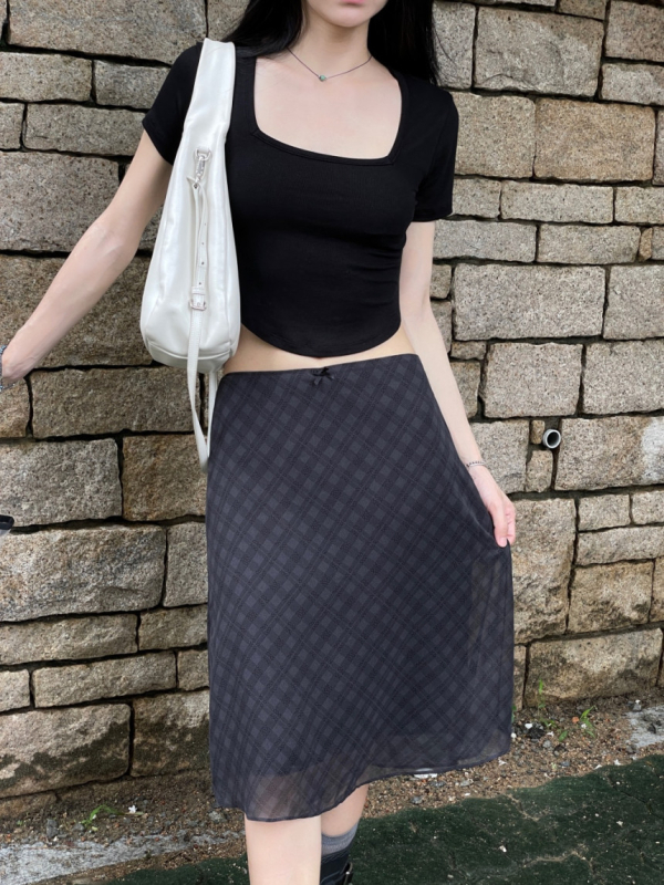 Suknja tipa A, srednja duljina, poliester s elastanom, tkana, retro stil