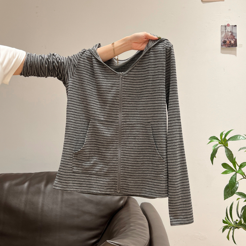 Ženski kapuljačasti kardigan na zip s prugastim uzorkom, Lyocell-poliester mješavina, lagana tkanina, uski kroj