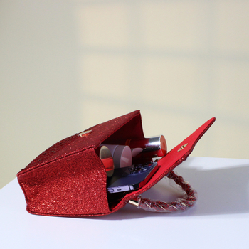 Estélyi táska PVC anyagból, kis négyzet alakú stílus, vízszintes forma, mágneszár, dokumentumrekesz, poliészter bélés