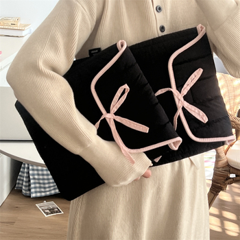 Tabletta tok pánttal és masnival – csíkos minta, vászon anyag, vászon bélés, rendkívül könnyű, 2025 tavasz