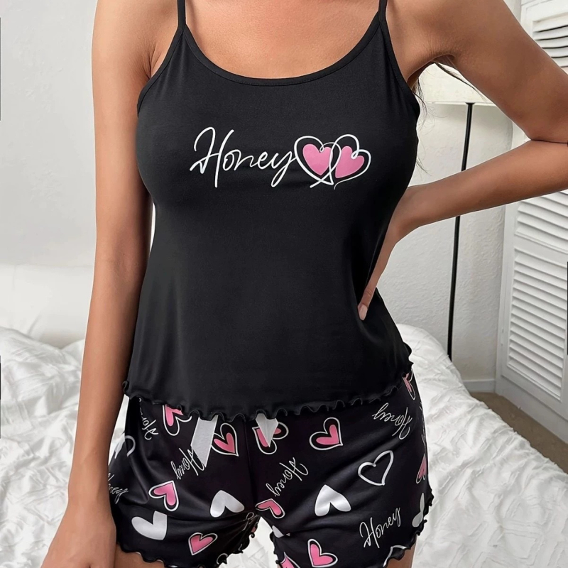 Set pijama fără mâneci din Milk Silk cu șorturi cu margine volanată — guler rotund, țesătură subțire, ținute lejeră de vară