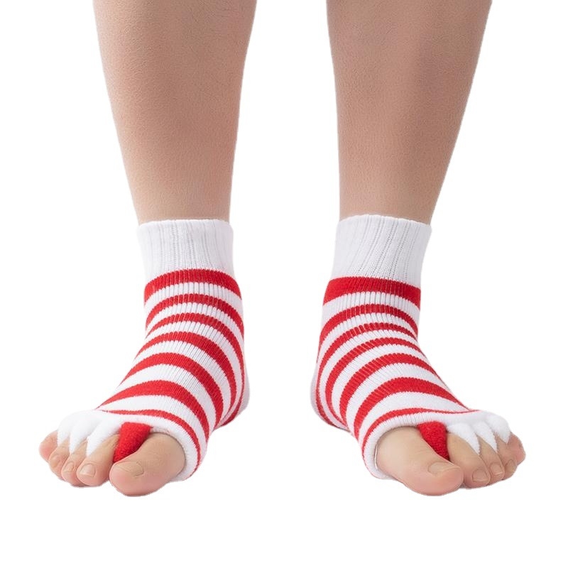 Čarape s pet prstiju od akrilnog vlakna; otvoreni prst; prugasti uzorak; srednja duljina cijevi; unisex.