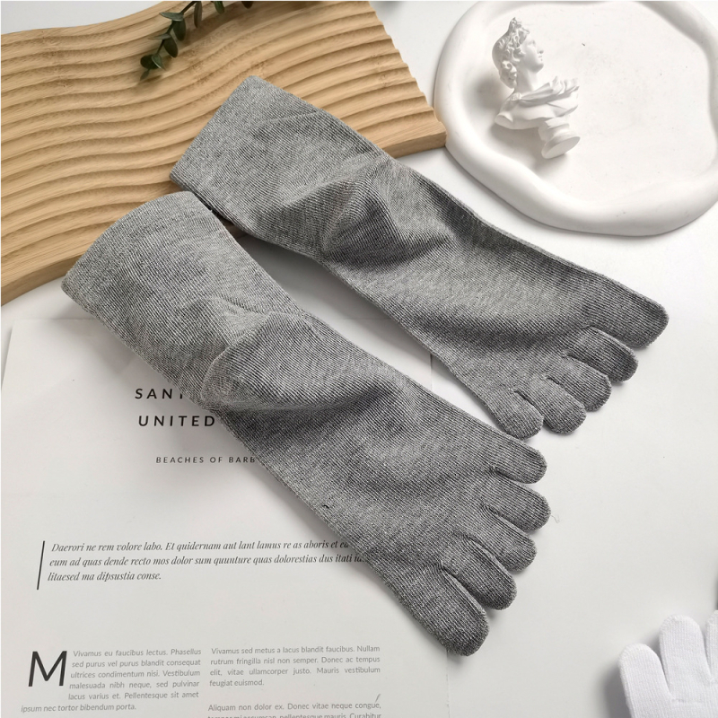 Čarape s pet prstiju, srednje dužine, pamuk, prozračne, upijaju znoj, anti-trenje, jednobojne, unisex, 70–80% pamuk