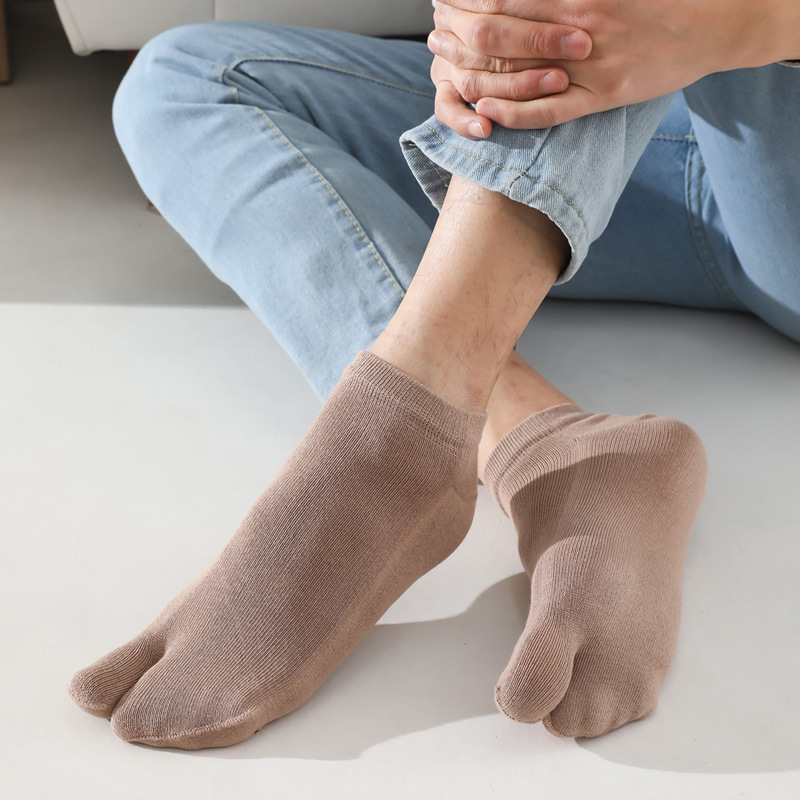 Pamučne čarape kratke s pet prstiju, unisex, upijaju znoj, jednobojne (70–80% pamuk; unisekc; 18–40; proljeće-ljeto-jesen)