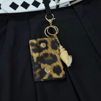 Breloc za ključeve s leopard uzorkom i metalnim kućištem, mali dodatak za torbicu, stil 2-u-1. Materijal: Miješani materijali; Obrada: Poluručna; Uzorak: Morski život; Godina/Sezona: Zima 2025