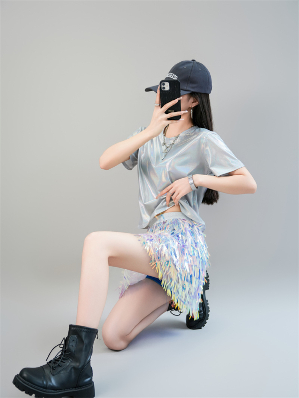 Csapat cheerleading jelmez a megnyitó ünnepségre – jazz előadás, poliészter-elasztán anyag, punk utcai stílus, nyár 2025