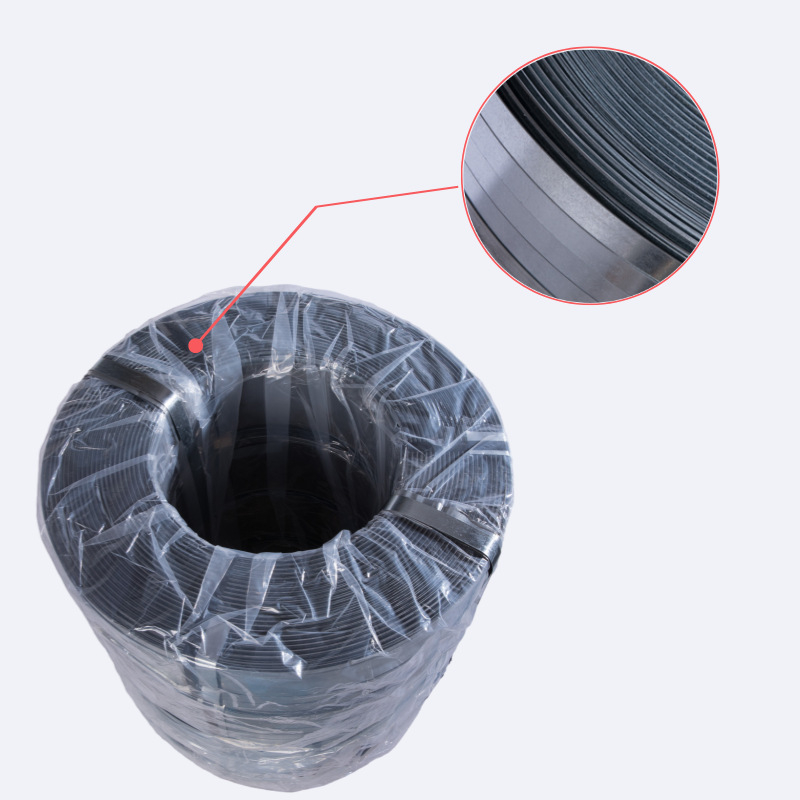 Galvanizált acél szalag fémtermékek csomagolásához, nagy szilárdságú 850 MPa, vastagság 0,5–1,0 mm, tekercs belső Ø 300–400 mm