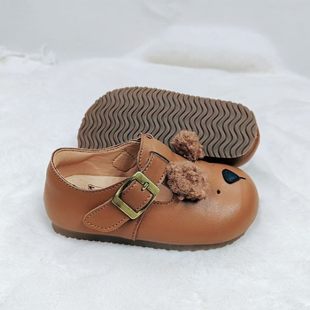 Uniszex gyerekeknek készült tehénbőrből készült iskolai cipő Velcro zárással, alacsony profilú, gumi talppal