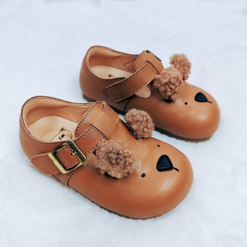 Uniszex gyerekeknek készült tehénbőrből készült iskolai cipő Velcro zárással, alacsony profilú, gumi talppal