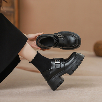 Ženski loaferi s skrivenom petom i platformom, gornji dio od mikrovlakna, ulošak od lateksa, potplat PU, slip-on