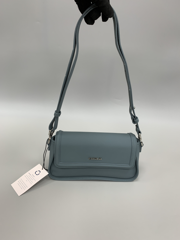Crossbody torba ispod pazuha – Unisex stil; Materijal: Drugi; Bez podstave; Proljeće 2025; Za slobodno vrijeme