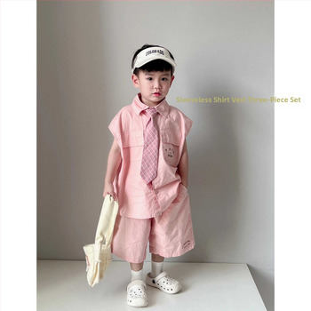 Háromrészes gyerek öltöny, ujjatlan ing, nyakkendő — Koreai stílus, nyár 2024, anyag: poliészter regenerált cellulóz rostokkal (51–70%).