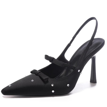 Pantofi cu toc înalt, vârf pătrat, partea superioară din satin, stil prințesă, origine Huizhou, Guangdong