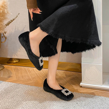 Γυναικείες φλατ με τετράγωνη μύτη, γούνινο πάνω μέρος και επένδυση, slip-on, χαμηλό τακούνι 1-3 εκ