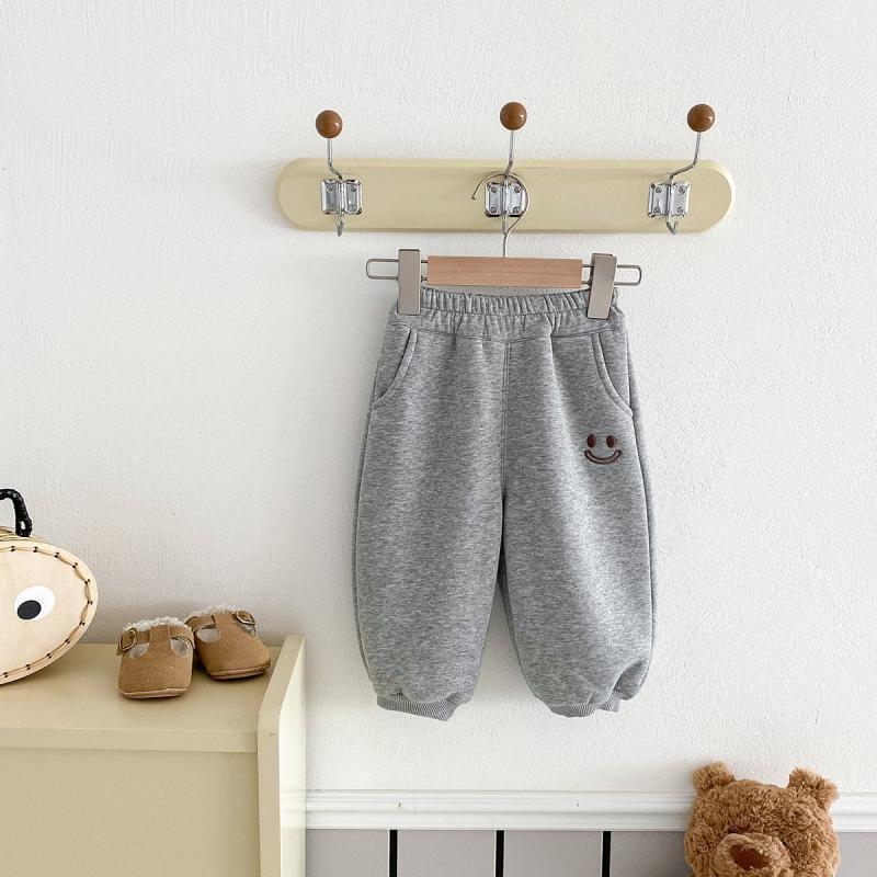 Koreai stílusú gyerek nadrág fleece-béléssel, 85% pamut, 3–8 éveseknek, téli, laza szabású