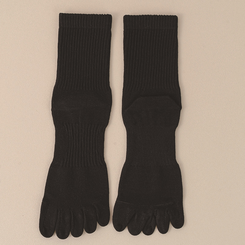 Férfi ötujjú zokni, középmagasságú, antibakteriális, nedvességfelszívó, elválasztott ujjakkal, 70–80% pamut