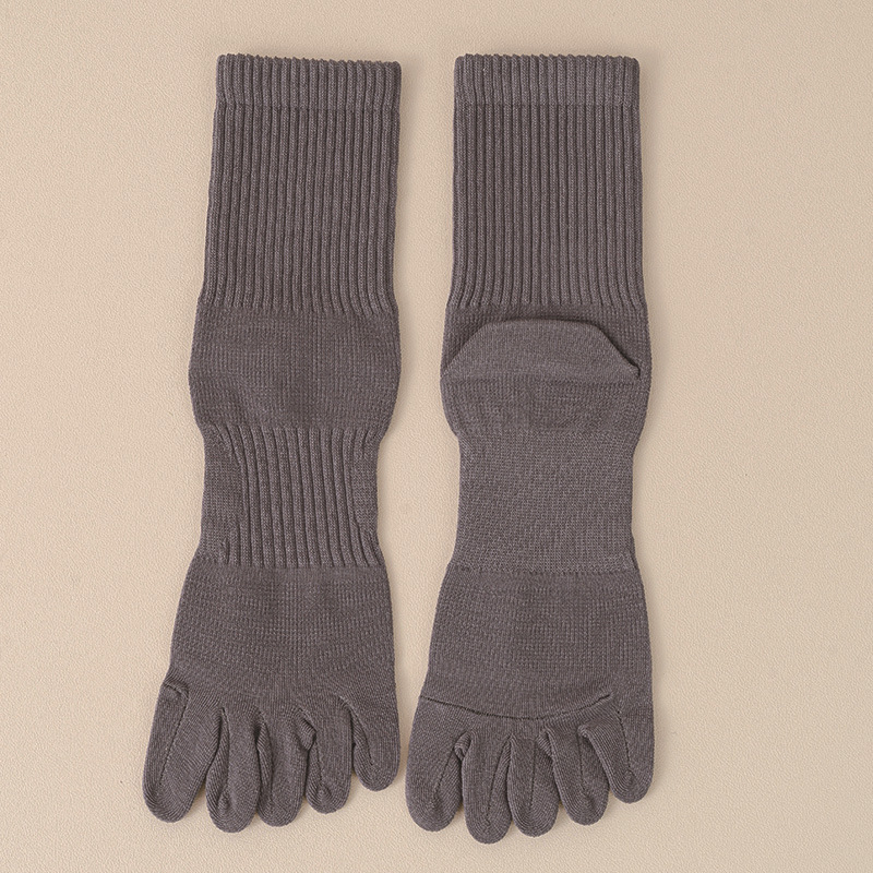 Férfi ötujjú zokni, középmagasságú, antibakteriális, nedvességfelszívó, elválasztott ujjakkal, 70–80% pamut