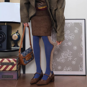 Női állatmintás pamut–elasztán harisnya, közepes vastagságú, meleg