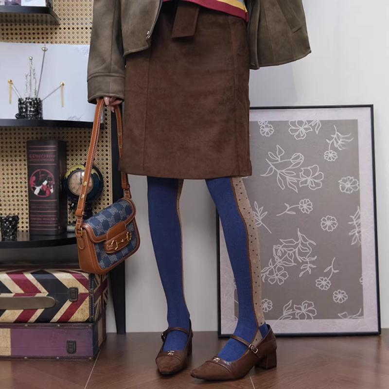 Női állatmintás pamut–elasztán harisnya, közepes vastagságú, meleg