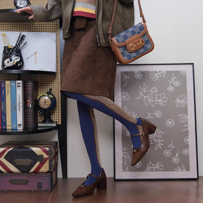 Női állatmintás pamut–elasztán harisnya, közepes vastagságú, meleg