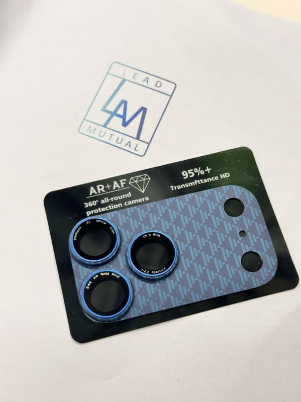 Film pentru lentile cu armură din fibră de carbon pentru iPhone 17 Pro – claritate HD, rezistent la praf, anti-amprentă