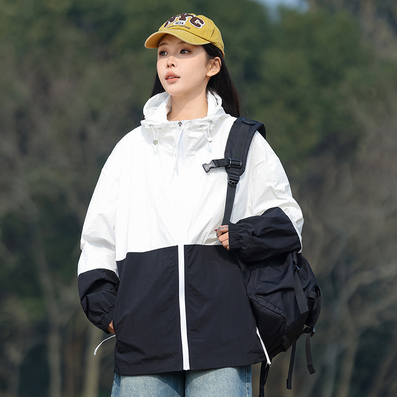 Kapucnis UV-védő kabát, légáteresztő, laza szabás, UPF50+, poliészter