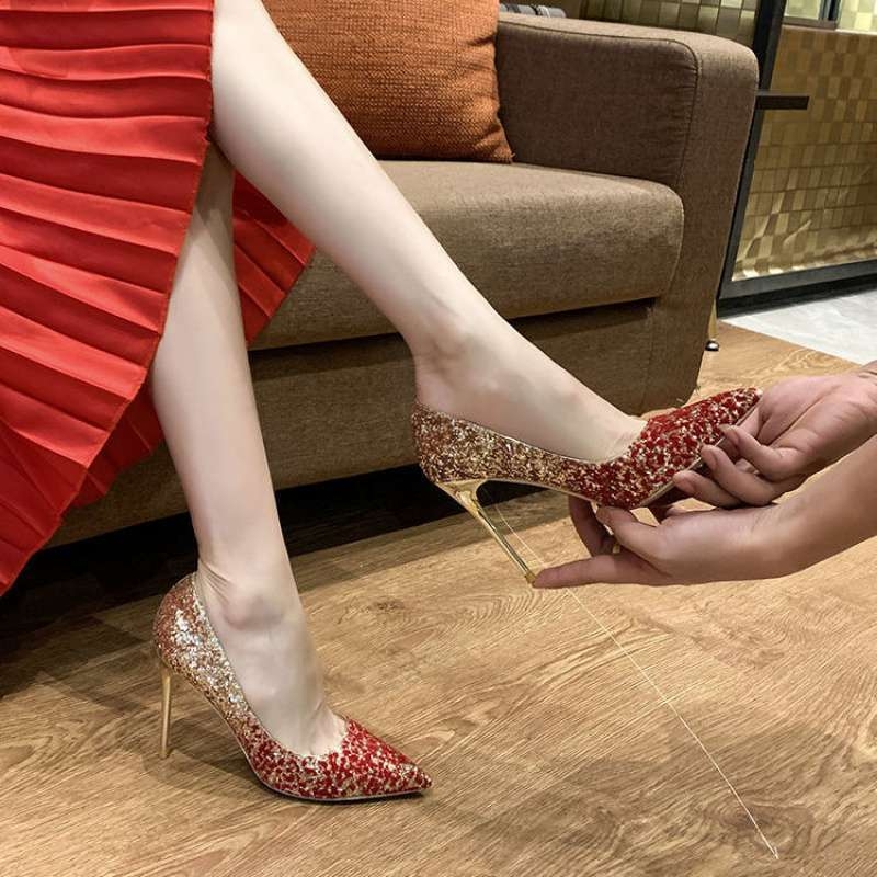 Flitteres esküvői cipő, csúcsos orr, vékony sarok, PU felső rész