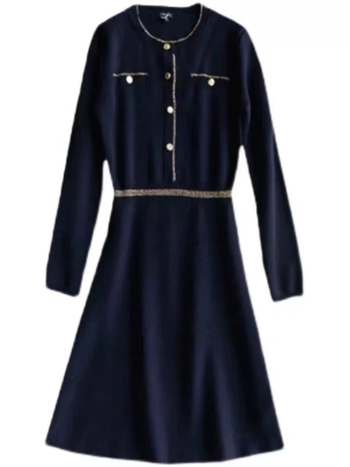 Rochie tricotată cu talie înaltă, croială în A-line, decolteu rotund, mâneci lungi