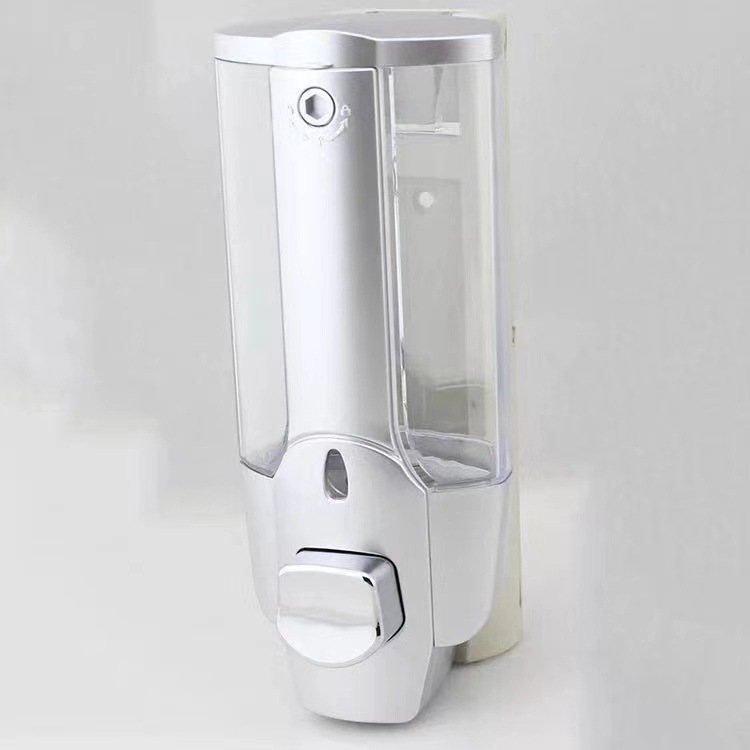 Zidni dozator sapuna ABS+PP, kromirani premaz, ručni pritisak, moderan minimalistički dizajn