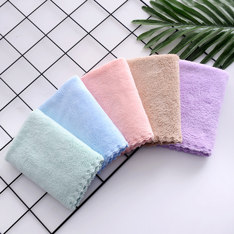 Бебешка кърпа за избърсване на ръце, коралов кадифе, 20 g, водопоглъщане 5–10 s, техника на изработка: Edge Crochet, възможност за бродиране на лого