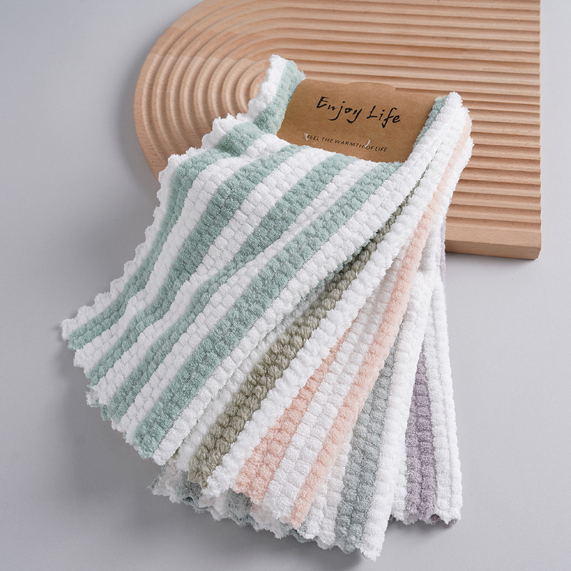 Бебешка кърпа за избърсване на ръце, коралов кадифе, 20 g, водопоглъщане 5–10 s, техника на изработка: Edge Crochet, възможност за бродиране на лого