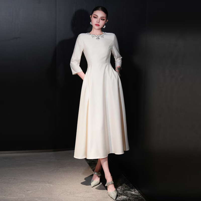 Rochie lungă cu mărgele, fustă tip zână (Poliester; Mărgele; Guler rotund; Mâneci 3/4; Fermoar)
