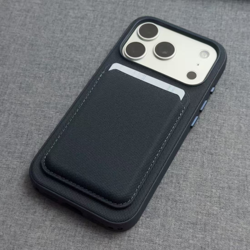 MagSafe-kompatibilis iPhone tok technikai szövetből, szövött mintával és mágneses kártyatartóval