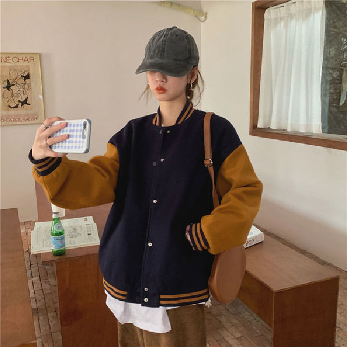 Kaput s polo ovratnikom, flis materijal, dugi rukavi, širok kroj, street hipster stil