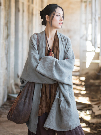 Cardigan: bumbac dublu strat, mâneci tip bat, croială lejeră, spălare prin nisip, stil Zen Wind