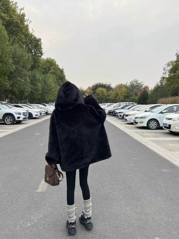 Palton din blană sintetică de nurcă, lungime medie, glugă, mâneci lungi, stil casual (inspirat de japonez și coreean)