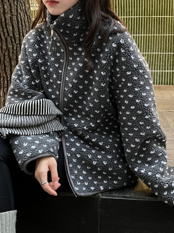 Jakna od ovčje vune s točkastim uzorkom, stojeći ovratnik, zatvarač, retro stil