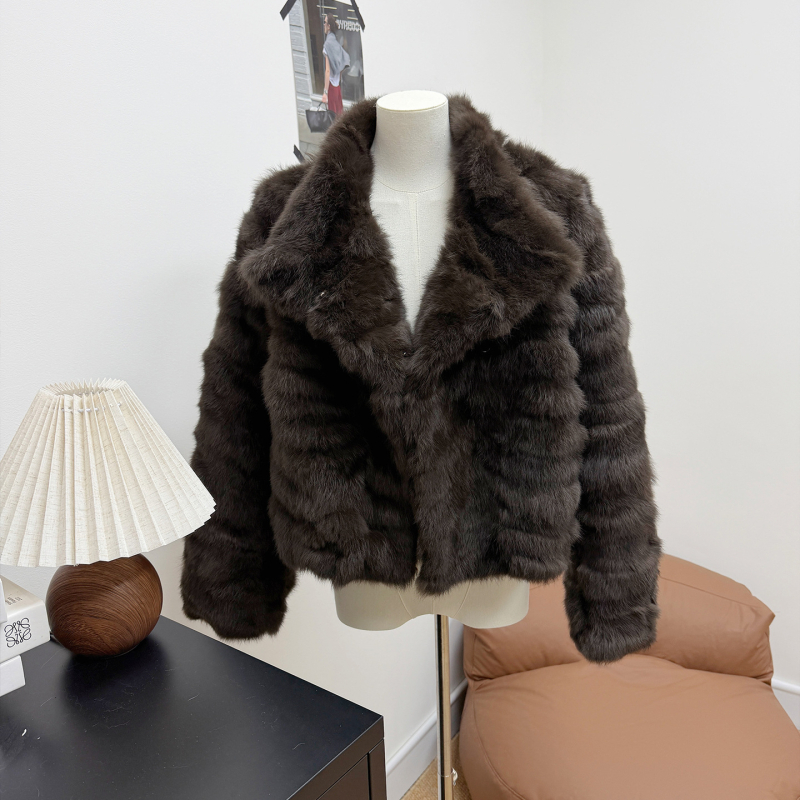 Ženski kratki kaput od krzna kunića, elegantan gradski stil, dugi rukavi