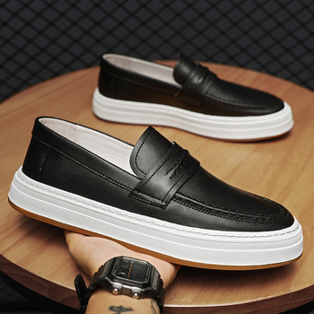 Muške mokasice od prave kože, slip-on, okrugli nos, niski gornji dio, gumeni potplat