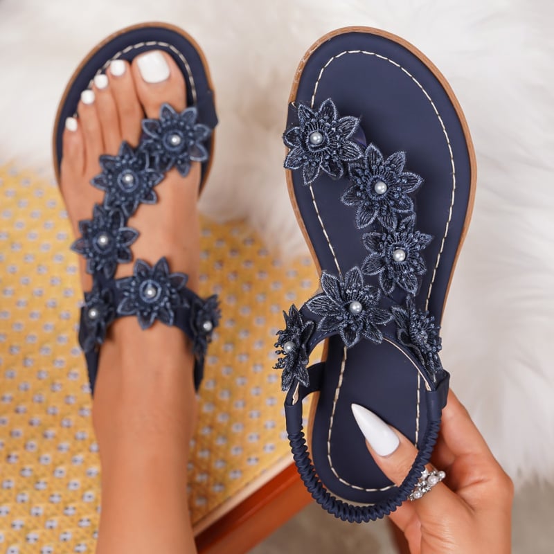 Boho sandale s cvjetnim motivom i perlama – plošne udobne za žene; gornji materijal: koža krava; podstava: PU; potplat: TPR; okrugli vrh; stražnji remen; elastična traka