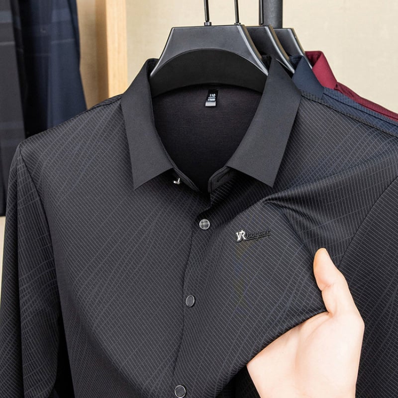Muška košulja - slim fit, široki ovratnik, dugi rukavi, jednobojni uzorak, 100% poliester