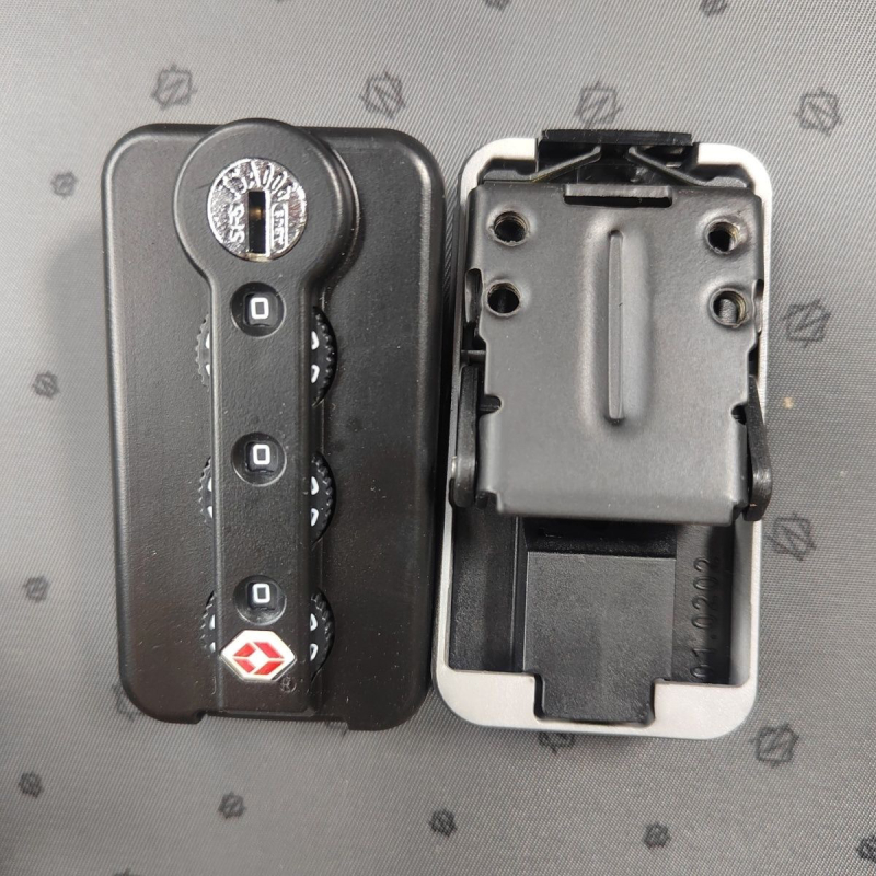 Аксесоар за ремонт на куфари Rimowa с алуминиева рамка, ABS материал, паролно заключване TSA 006