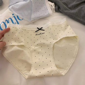 Ženske pamučne antibakterijske gaćice, prozračne, srednja visina struka, pleteni materijal, uzorak valova